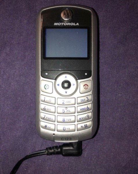 Motorola C123