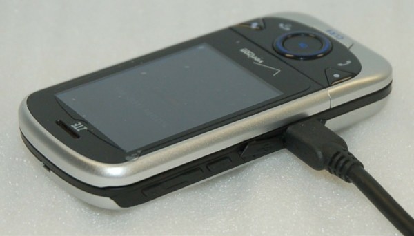 ZTE Salute F350