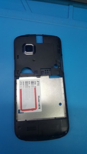 ZTE V875