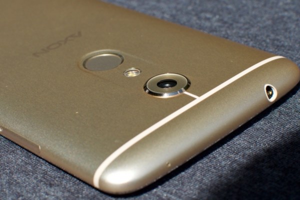 ZTE Axon Pro