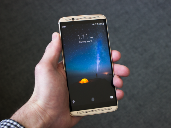 ZTE Axon 7