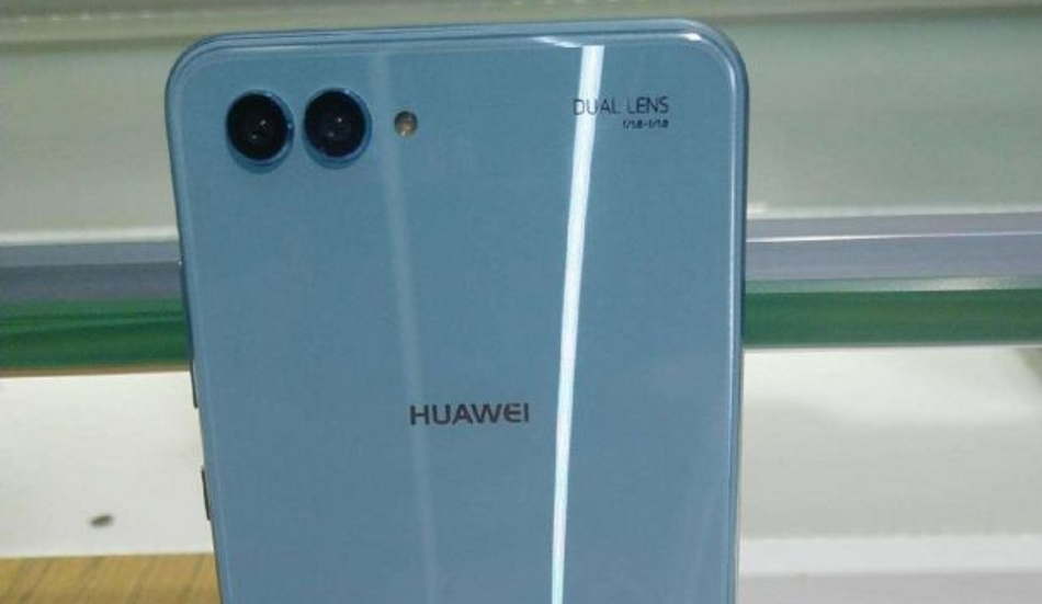 Huawei nova 2s