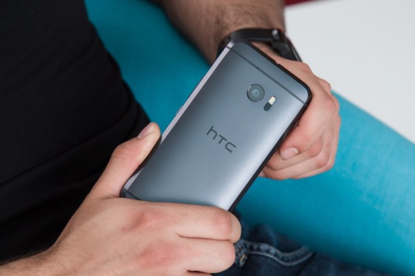 HTC Wildfire E