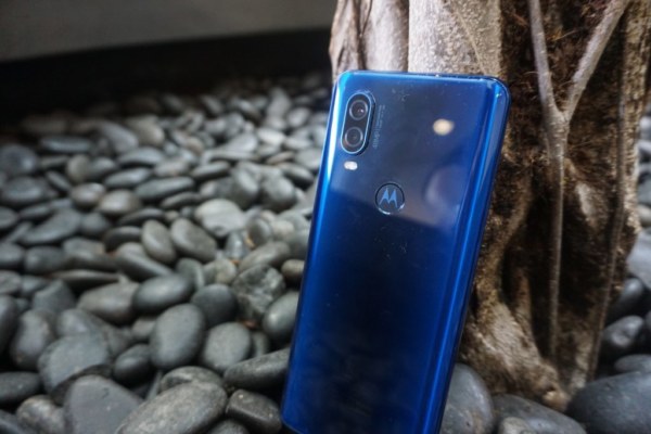Motorola One Vision