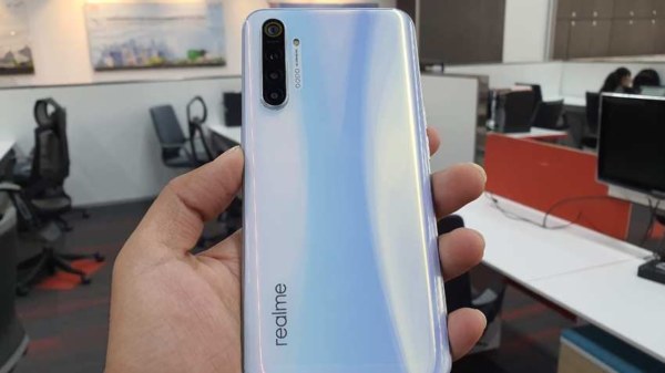 Realme XT 730G